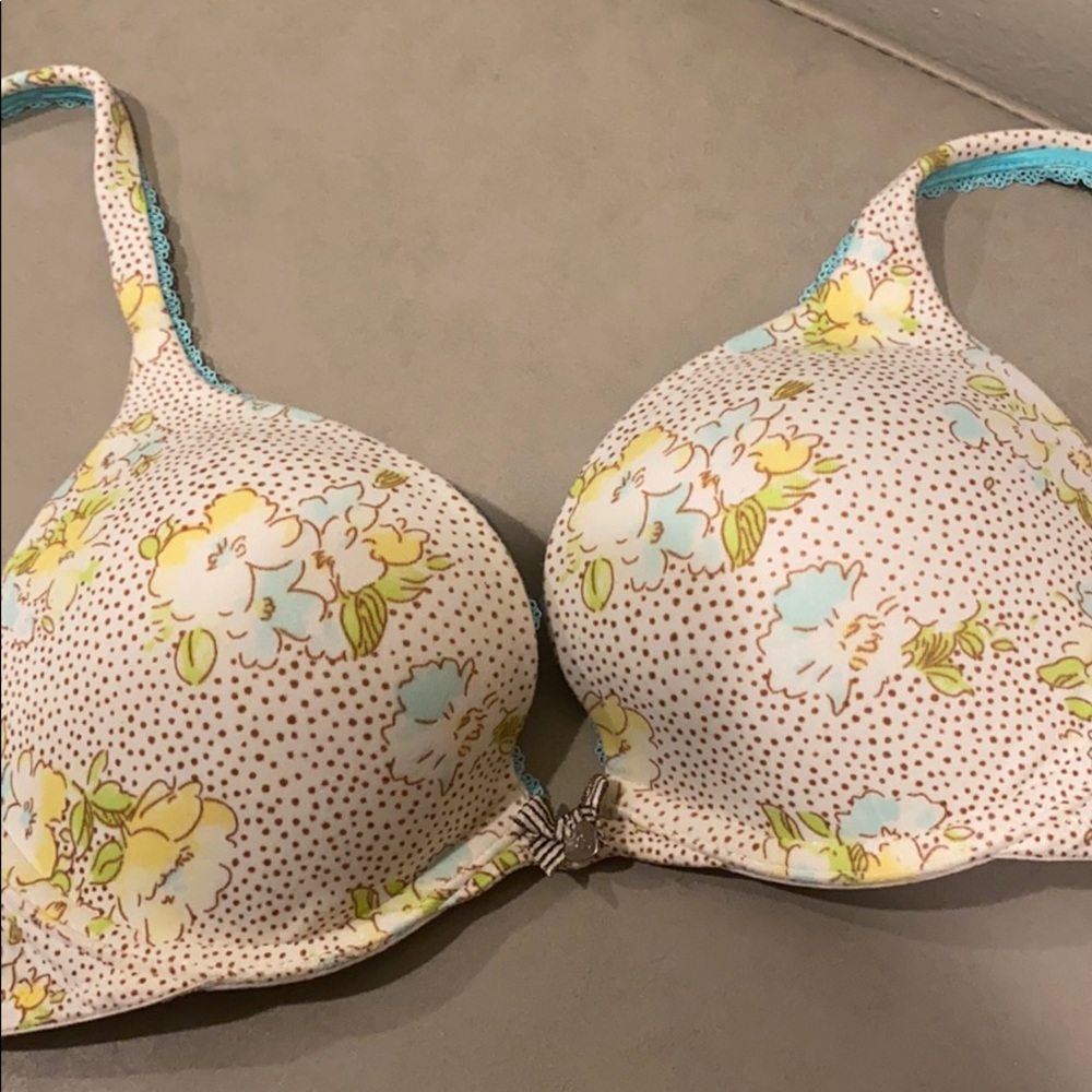 Victoria secret bra